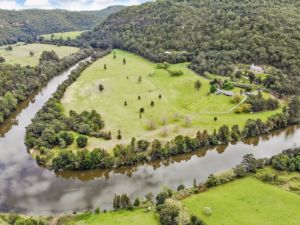 Photo of Sun Resort Mountain Hideaway Photo of Sun Resort Mountain Hideaway