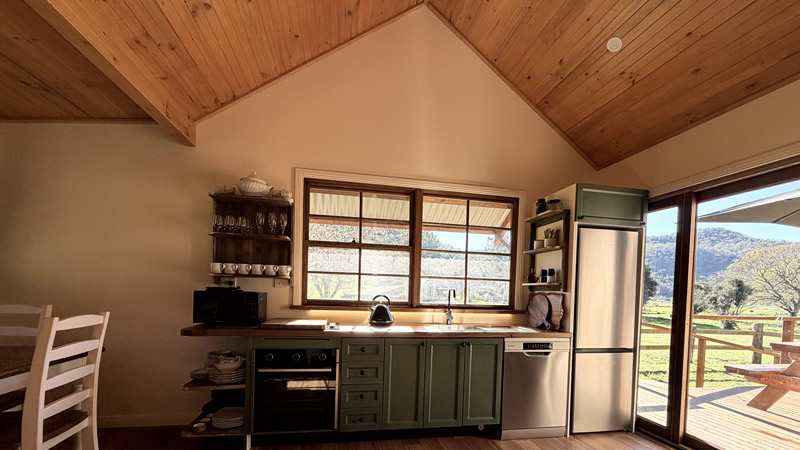 Kitchen to rear deck-450